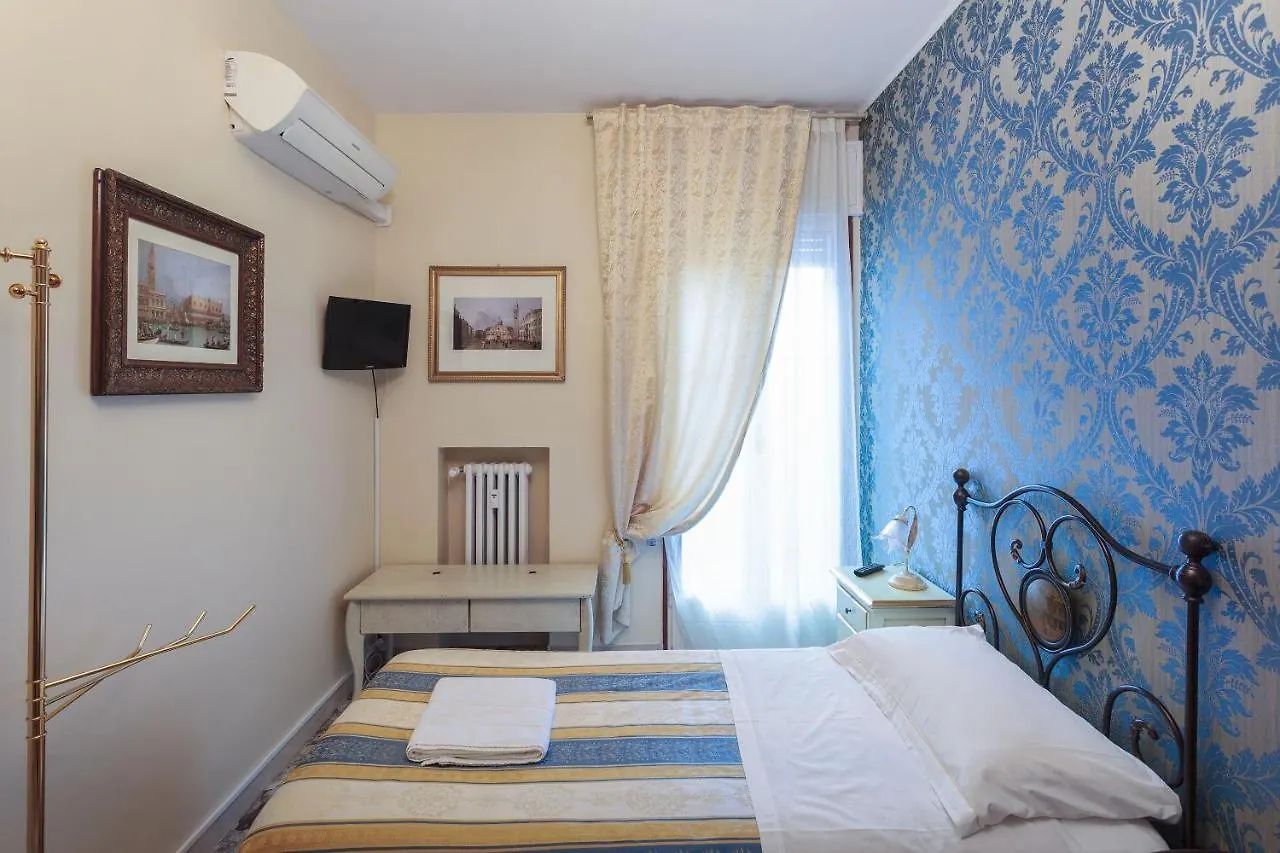 Guest house Il Giramondo Mestre Italy